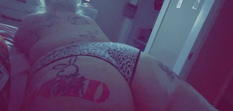 haleylopez model naked img