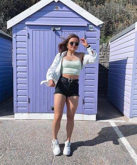 Lauren Lindsay best star photo