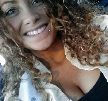 Brino Wyant erotic pornstar img