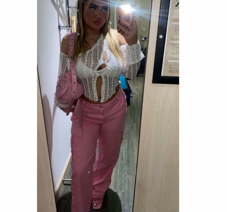 Caoimheeee pornstar nudes gallery