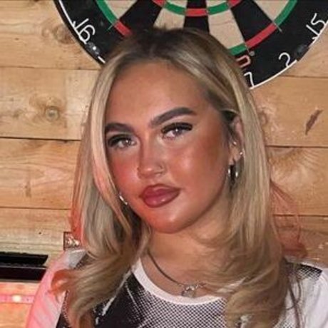 Caoimheeee pornstar erotic picture