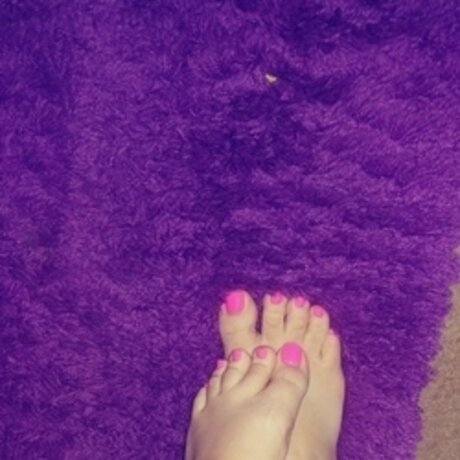CuteToes hd model photos