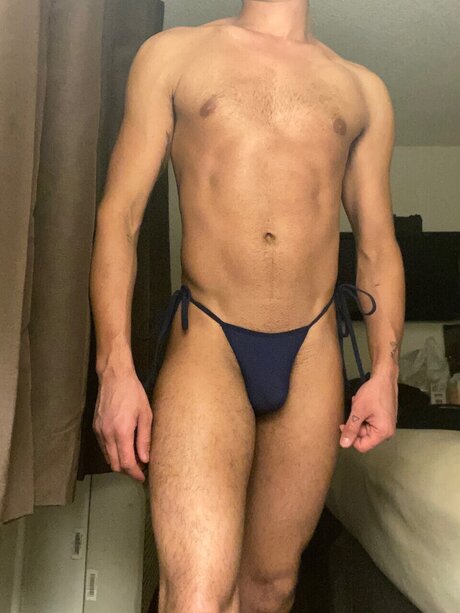 Carson Cruise hot model photo