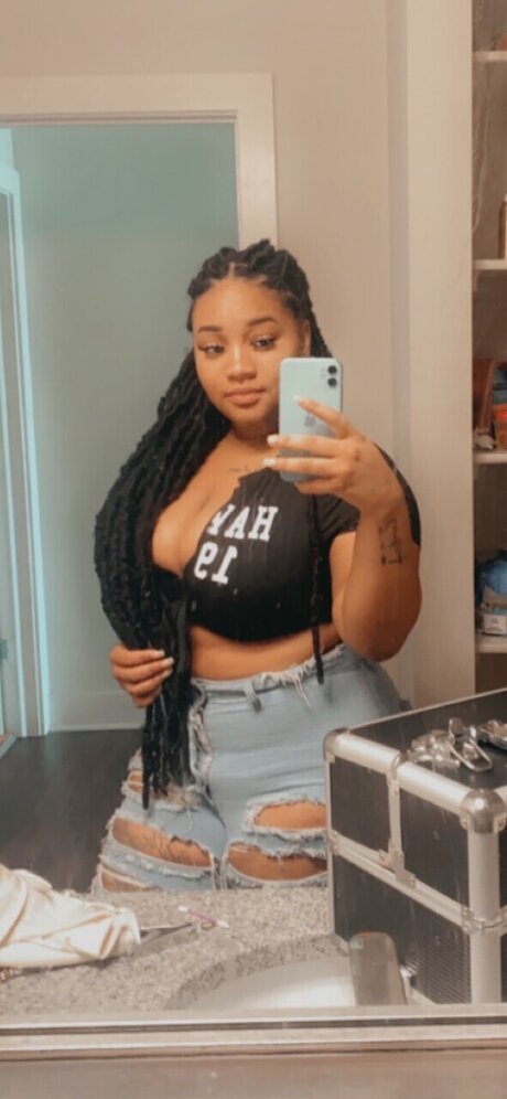 Aryjayyyy pornstar top image