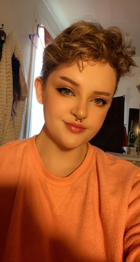 LemonBunny nudes actress picture