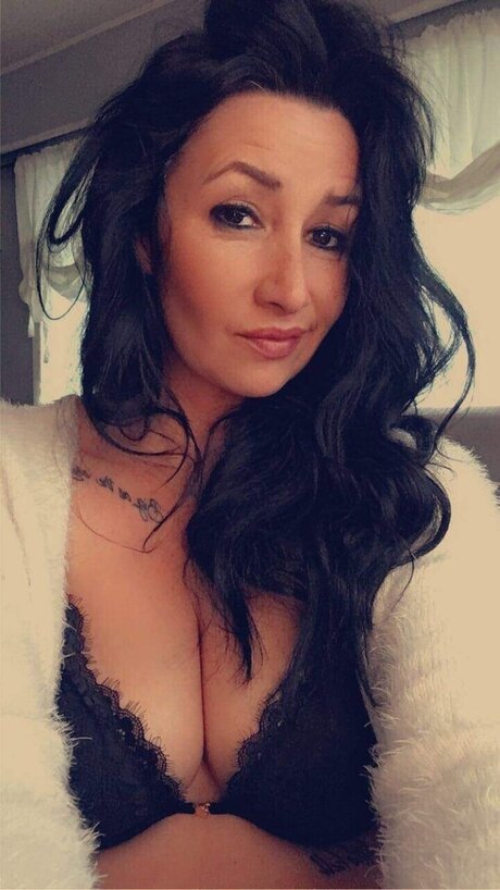 Demi Shay pornstar perfect pic