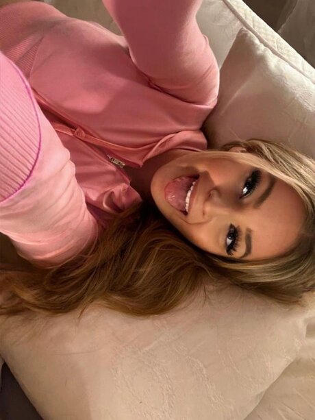 bikini ginger onlyfans free naked archive