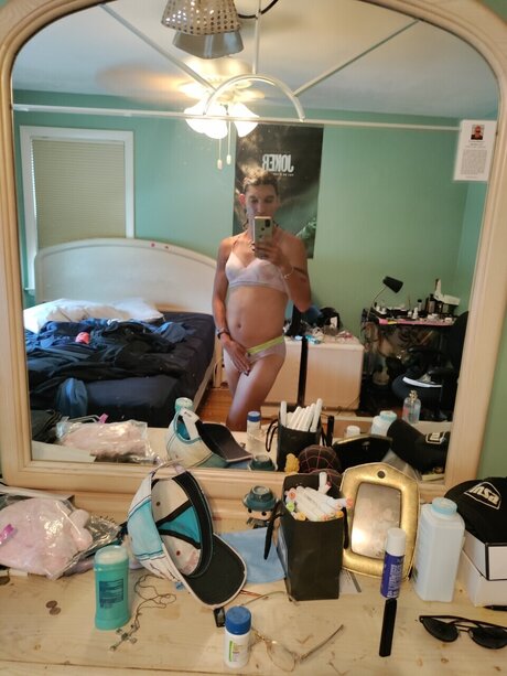Deya is a freak model exclusive image