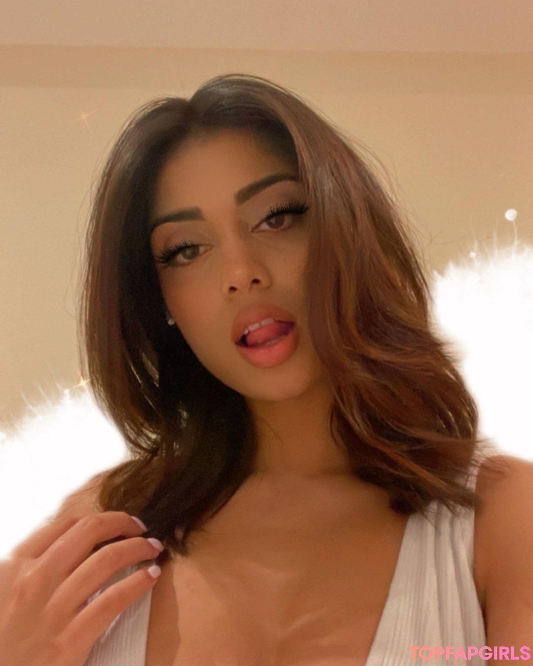 Priya Ares naked model image