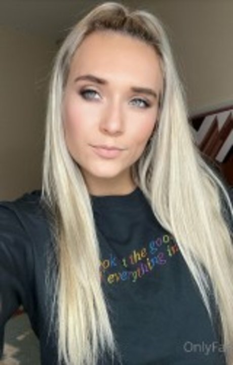 Jade Rylee pornographic model gallery