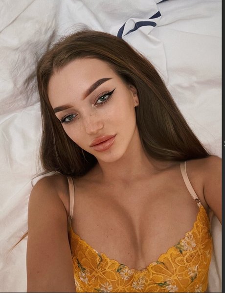 perfect tits onlyfans erotic picture