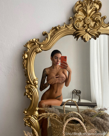 lesbian onlyfans nice pictures
