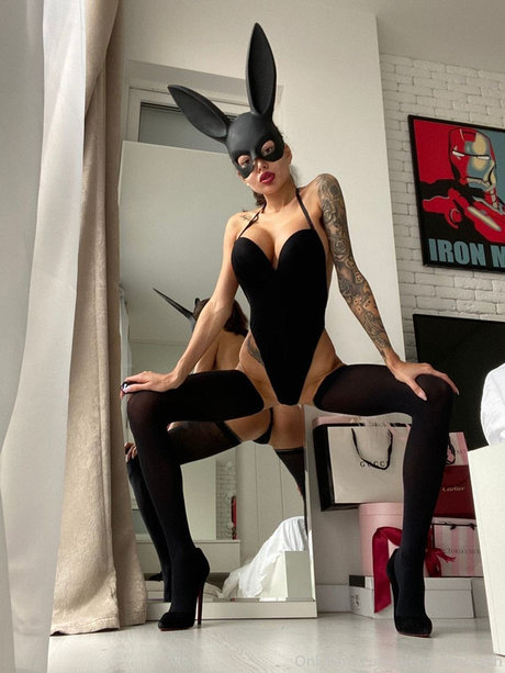 milf young onlyfans sexy nude photos
