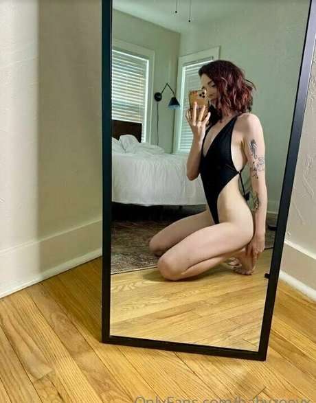 babyzoeyx pornstar exclusive image