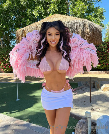 Lauren Blake pornstar pretty gallery