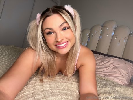 Bianca Thick Thighs perfect actress photos