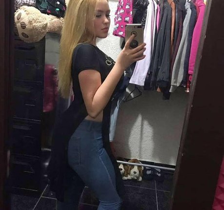 stephanie scarleth star exclusive archive