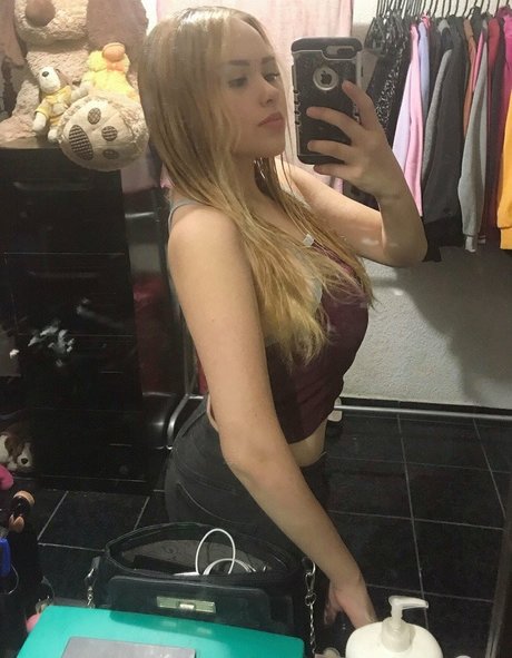 stephanie scarleth erotic actress img