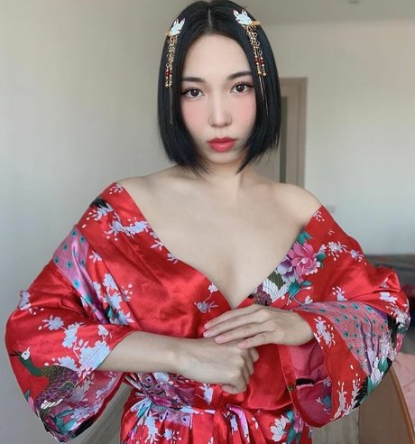Ninja Vi sex actress picture