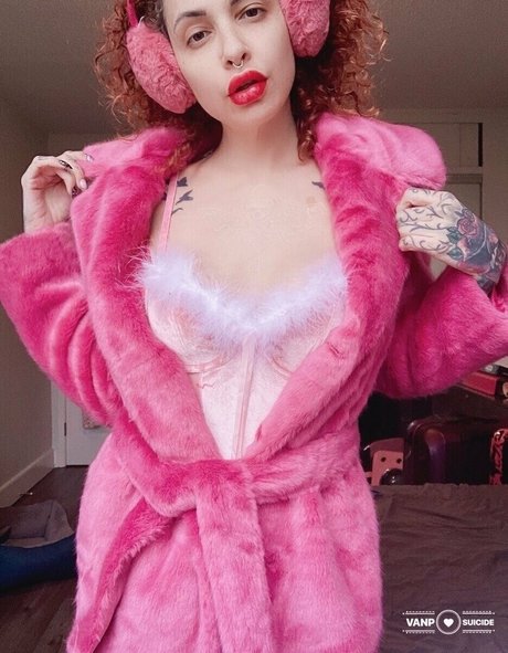 vanpsuicide sexy pornstar photos