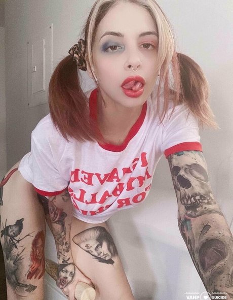 vanpsuicide art pornstar pictures