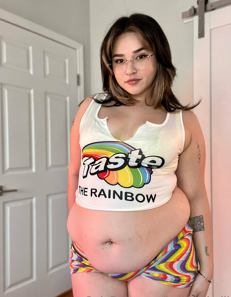 kellijellibelli exclusive star photo