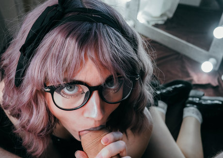 yourbabyvillian pornstar adult photos