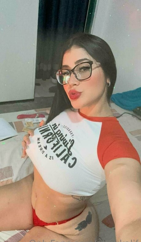 cute shemale onlyfans hot pics