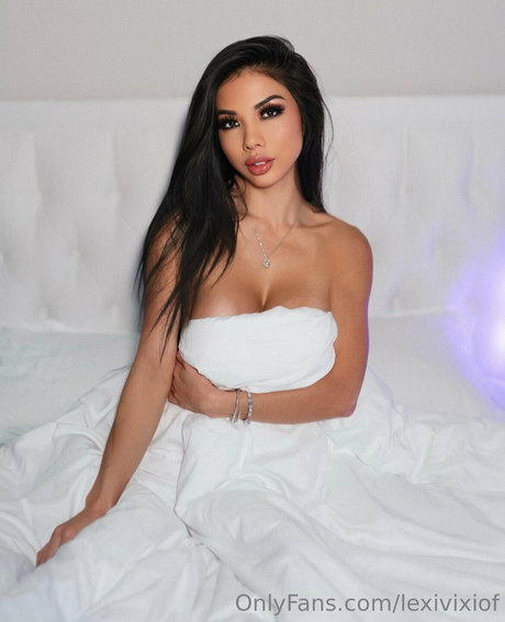 Lexi Vixi star pornographic pictures