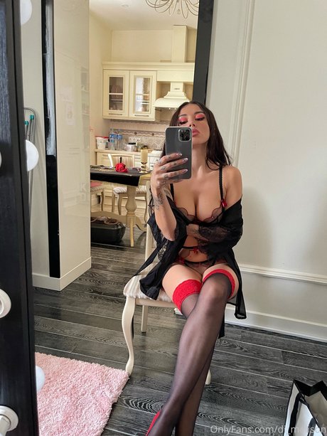 Diana Melison sexy star gallery