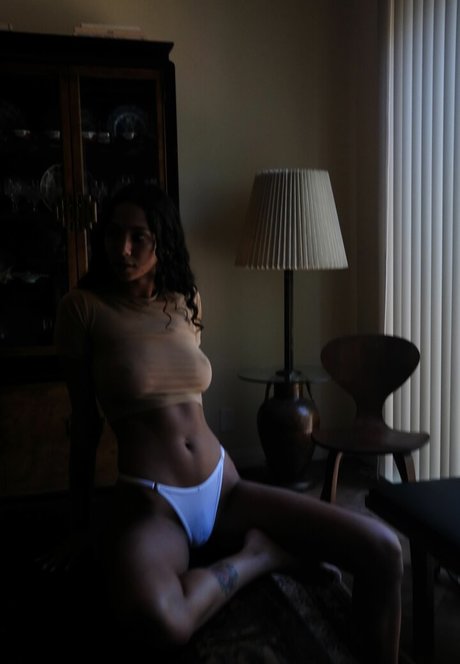 Maia Serena art star photo