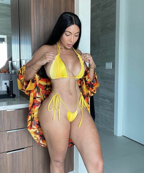 ideal onlyfans exclusive galleries