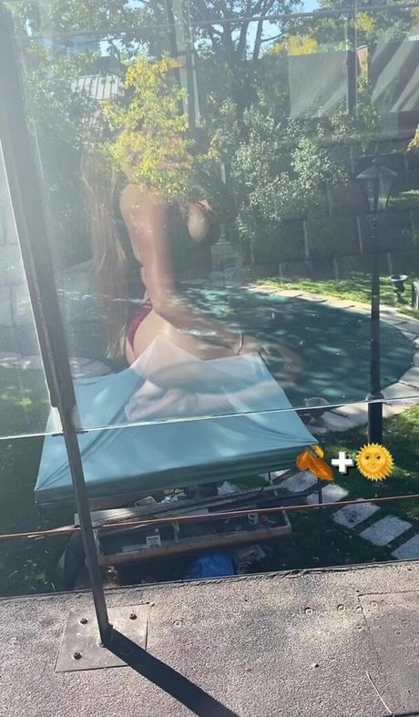 Elizabeth M pornstar xxx img