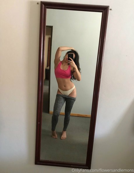 ladyboy xxx onlyfans beautiful naked archive