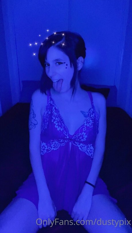 prettypixie113 nude pornstar picture