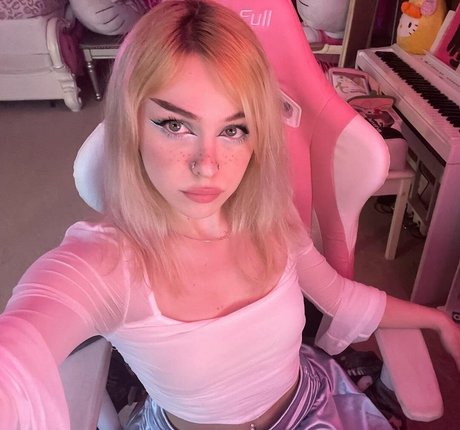 MyahAlanna nice pornstar photos