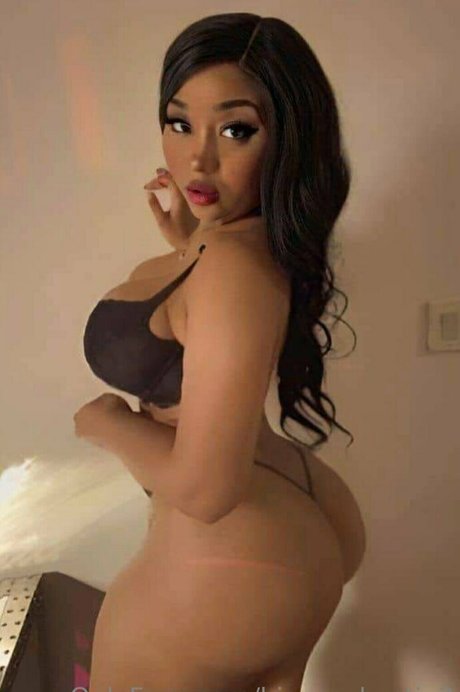 bianca bestie2 top profile image