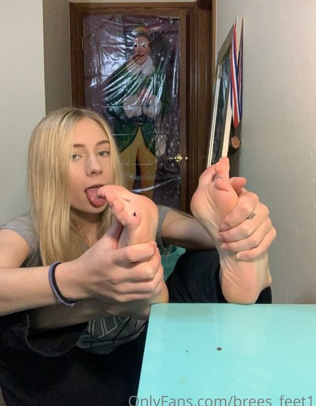 Brees feet1 pretty model galleries