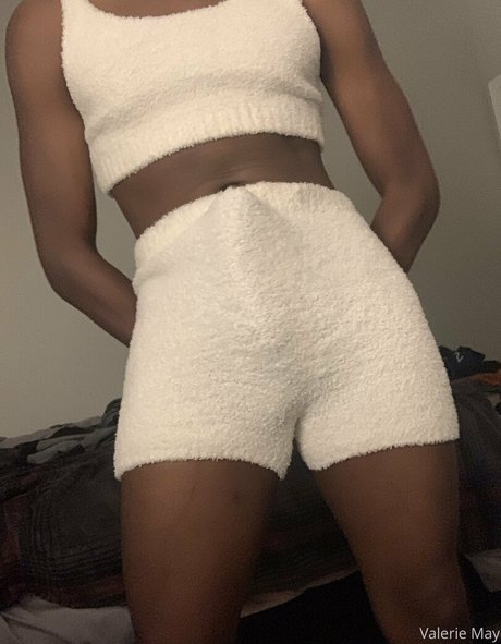Itsvaleriemay xxx star pics