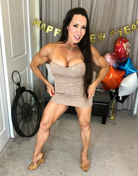 blonde muscle onlyfans beautiful images