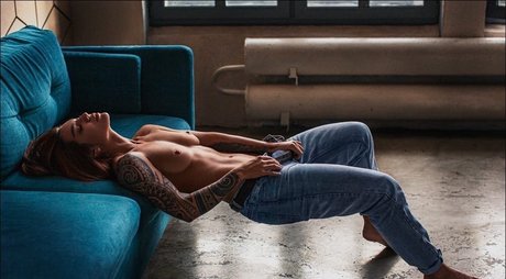 pocahontas persian nudes model gallery
