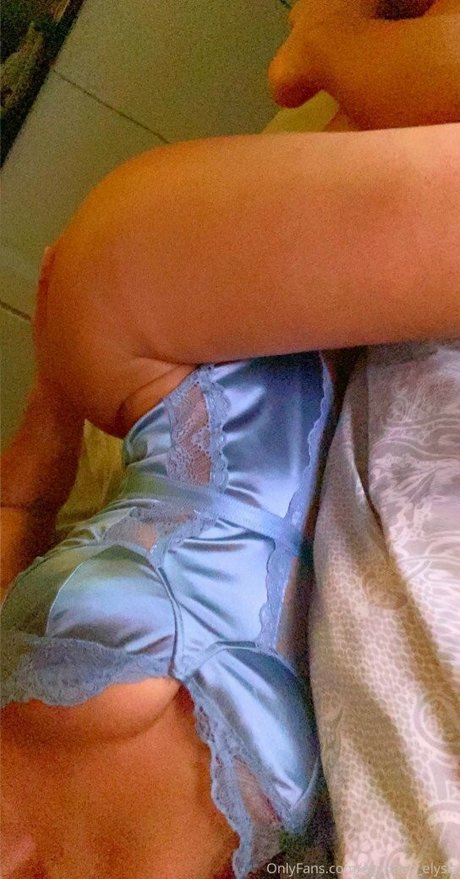 nylon feet onlyfans beautiful img