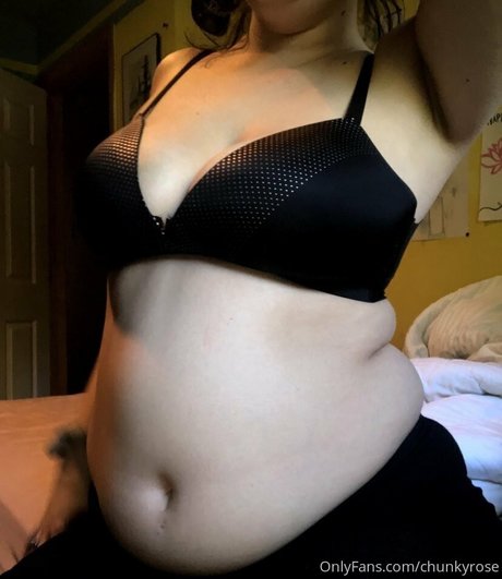 chunkyrose pornstar free photos
