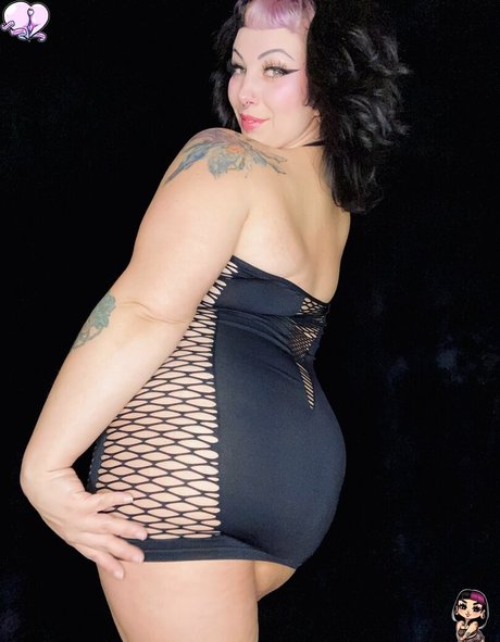 cute shemale onlyfans free nude pic