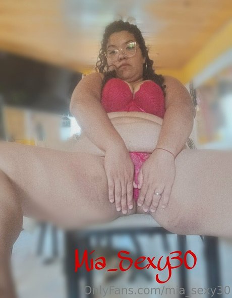 moms onlyfans beautiful xxx archive