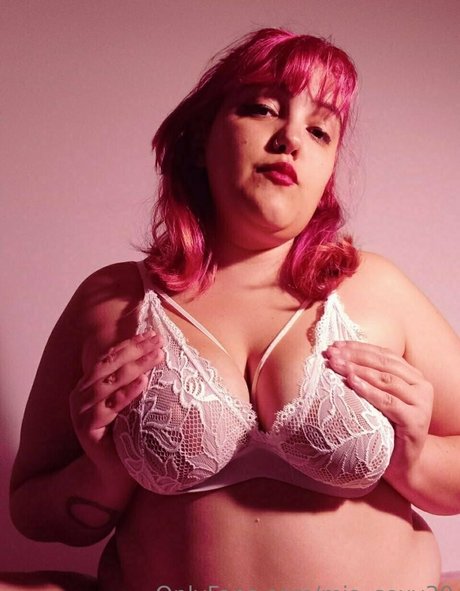 mia sexy30 hd star pic
