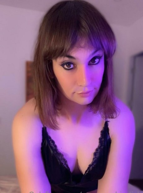 mommy bigdick model nice photo
