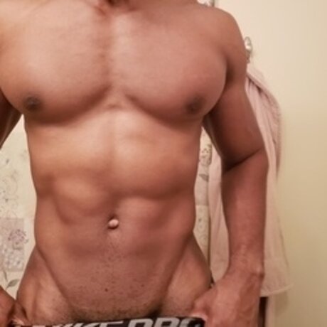 Charlotteshyguy top profile image