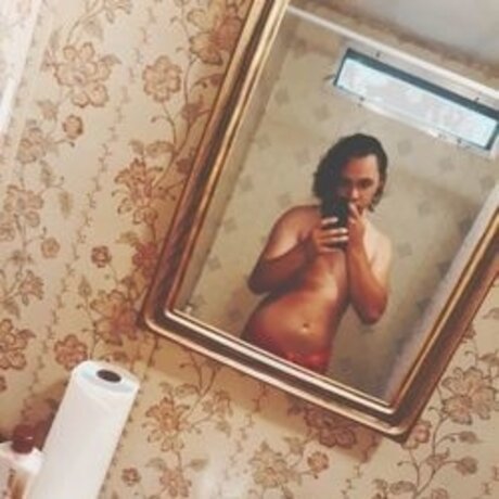 Devon Ellis nude actress picture