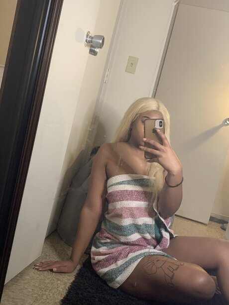 Nija erotic star img